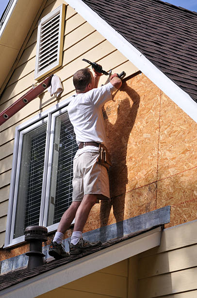 Best Construction Debris Removal  in Hopwood, PA